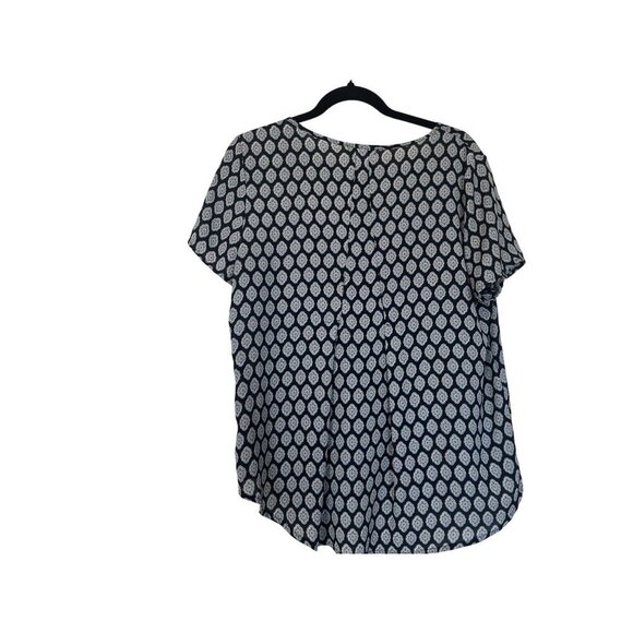 Pleione Relaxed Short Sleeve Floral Blouse M - Picture 8 of 9